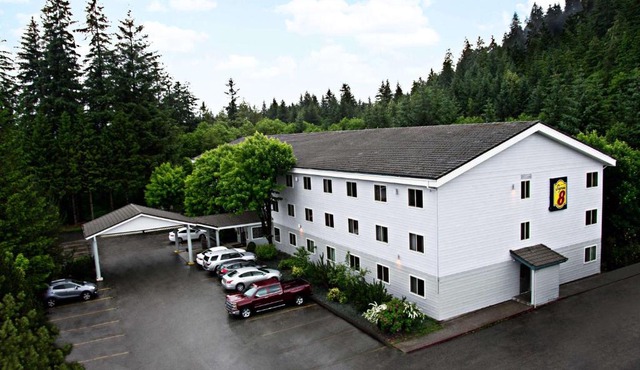 Super 8 by Wyndham Juneau