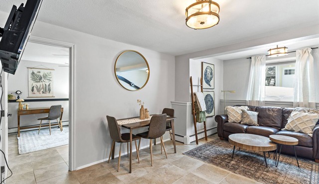 Tanglewood Hideaway Near Airport