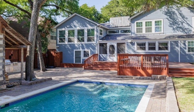 🌿 Tarrytown Haven with Pool + Putting Green | Austin Songbird 🎶