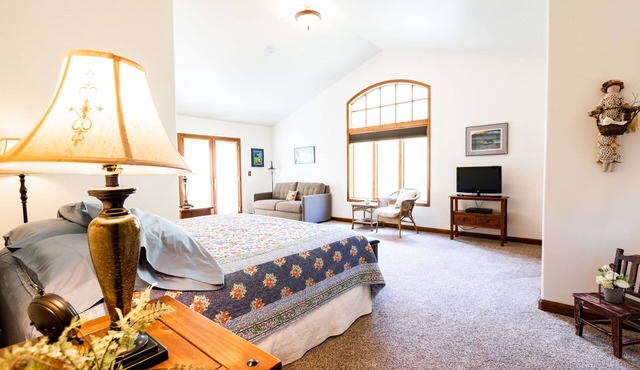 The Inn at Tern Lake