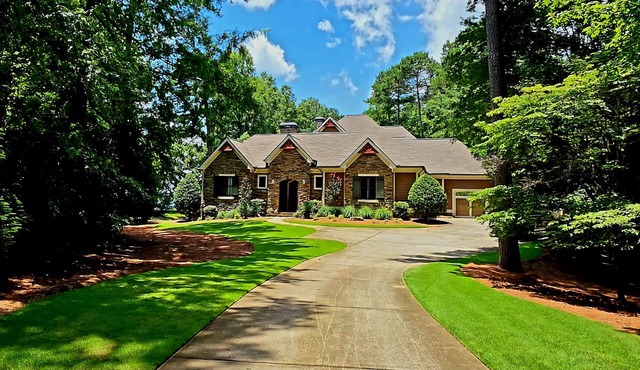 The Lake Front Sunset House