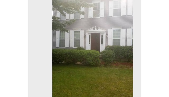 This is Room sharing property we only listed the master bedroom and bathroom