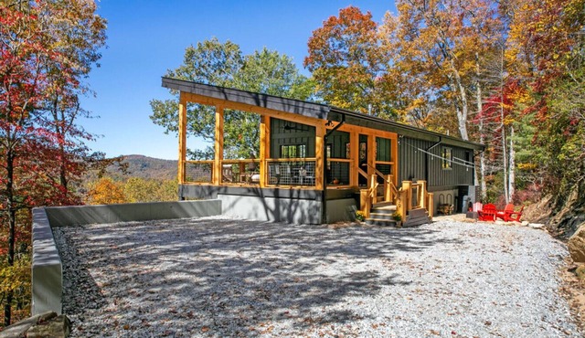 This is The Life - stunning mountain and lake view