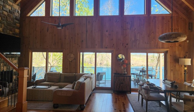 Turtle Cove Lakefront Retreat - Lake Keowee 180 ft shoreline, deep-water dock