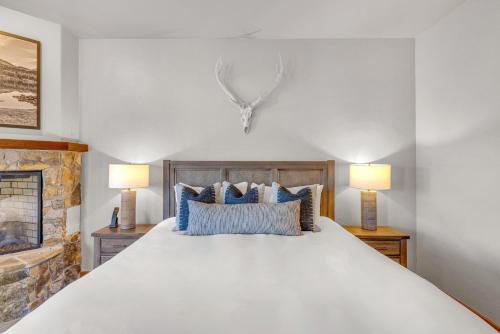 Upscale 4 BR Townhouse @ Juniper Preserve Resort in Bend
