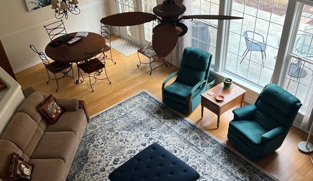 Upscale home in East Greenville--Furnished