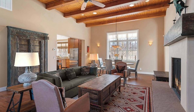 Walk Everywhere, Inviting Patio, Hot Tub