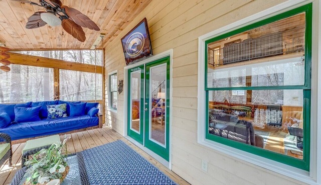 Waterfall Cabin/2 BR in Helen | private waterfall with Hot Tub under the stars!