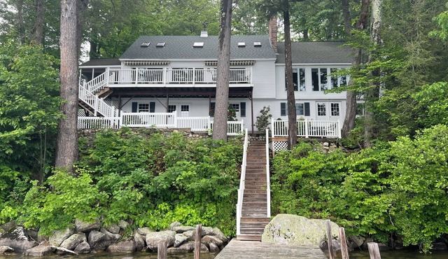 Winter Harbor Getaway