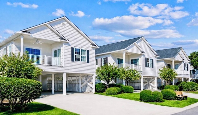 Wyndham at The Cottages - 4BR Suite - Sleeps 14 - Resort Pools, & Beach Access