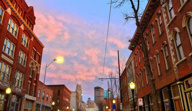 ✪ You are In It! Downtown Kansas City! ✪