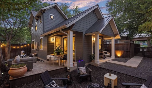 Zilker Modern + Cowboy Pool - Haven!