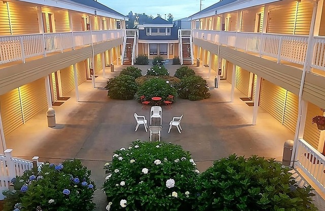 Comfort Meets Affordability At Guesthouse Enumclaw 