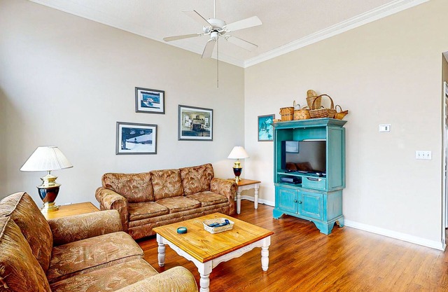 Waterfront Island at Hidden Harbour Condo w/ Pools, AC, WiFi - 6 Blocks to Beach