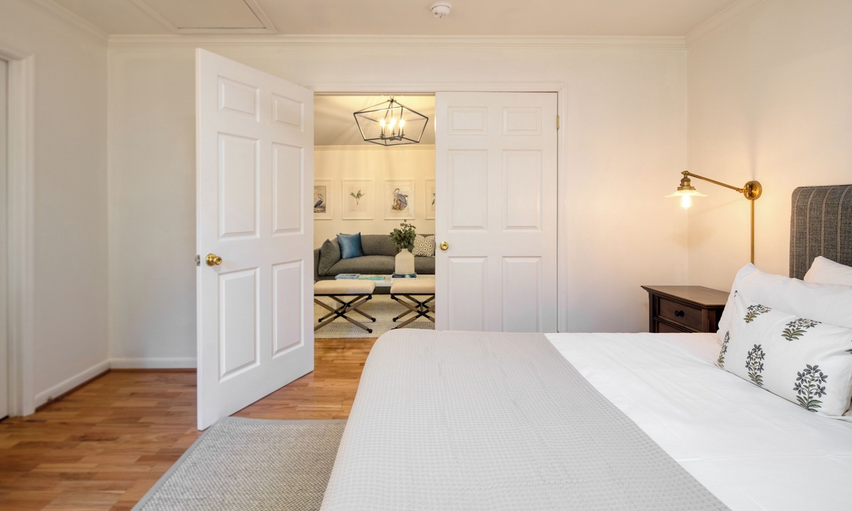 Twin Oaks House | Crawdad by AvantStay | Isle of Palms Home w/ BBQ