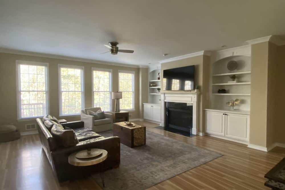 Mableton House | West Atlanta - Serene at Legacy near Downtown