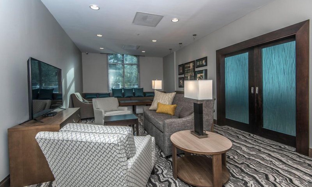 Charleston Apartment | Free Breakfast Buffet + Outdoor Pool + Free Wi-Fi | Balcony with Bridge and Harbor Views!