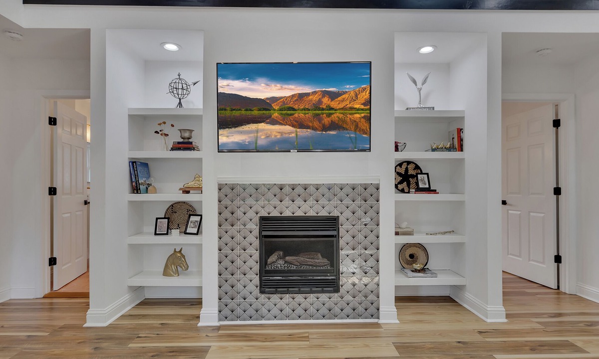 Inman Park Apartment | Renovated Inman Park 3BR Retreat + Private Balcony