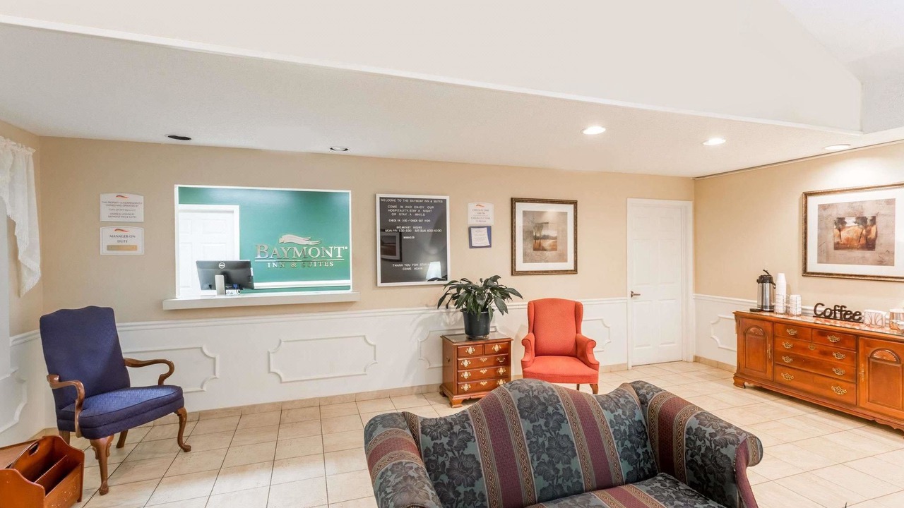 Photo of Livingroom in Greenwood