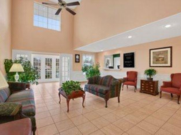 Photo of Livingroom in Greenwood