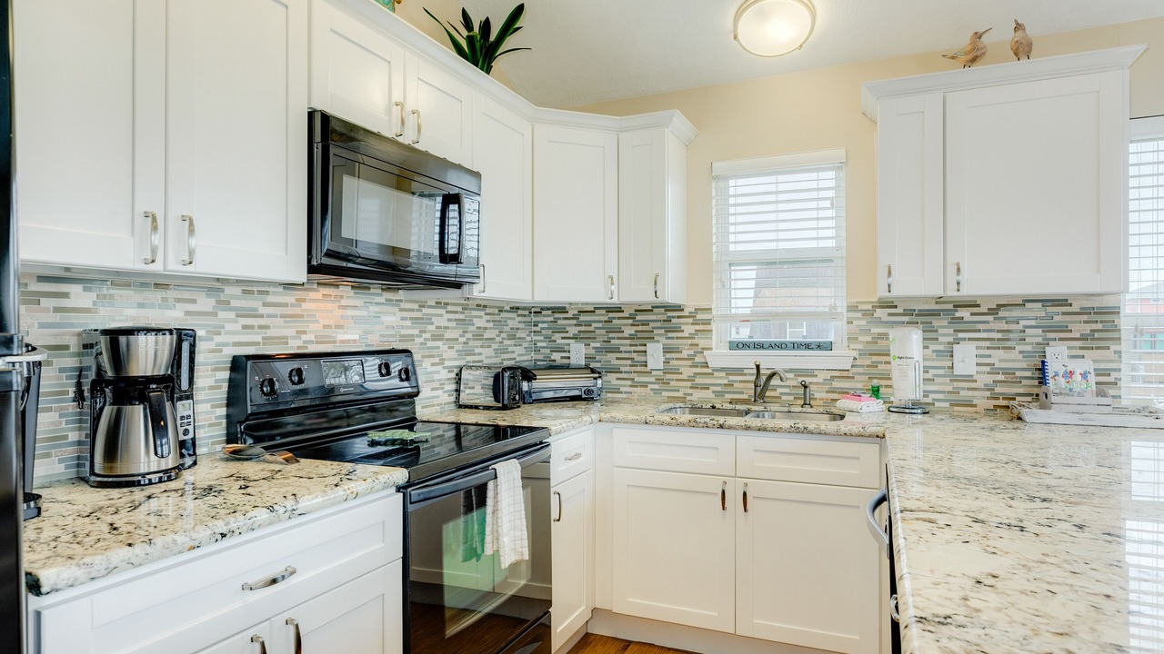 Photo of Kitchen in Terramar Beach