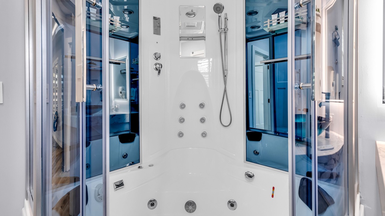 Photo of Bathroom in Villa Heights