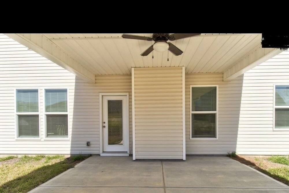 Photo of Outdoor in Elgin