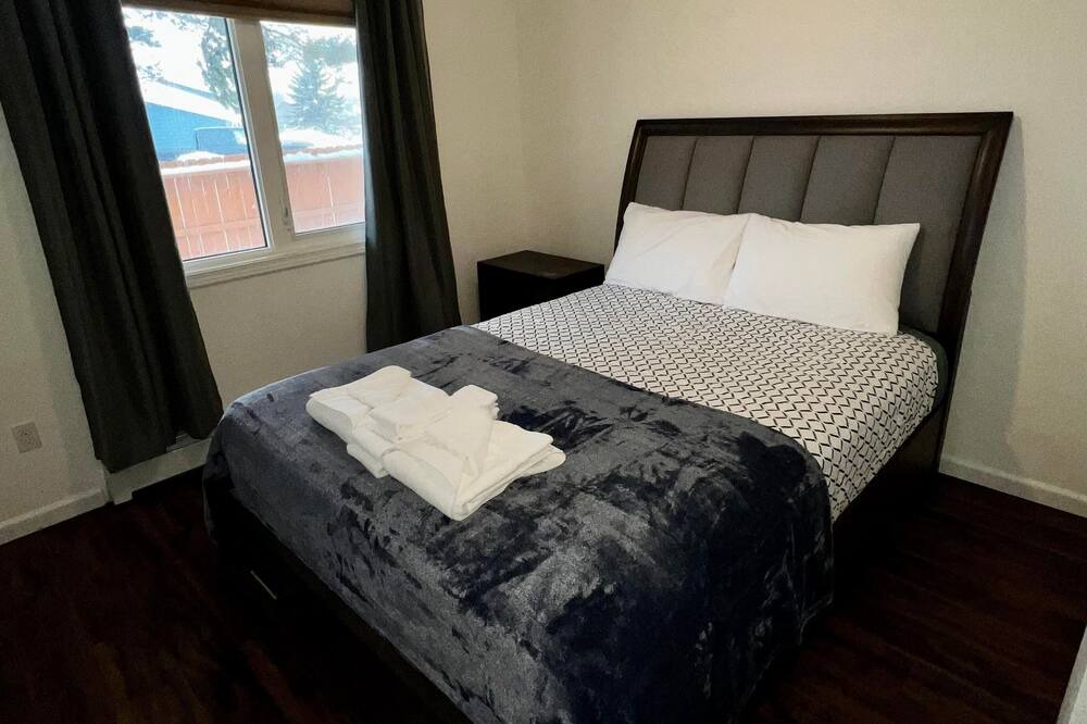 Photo of Bedroom in Sand Lake