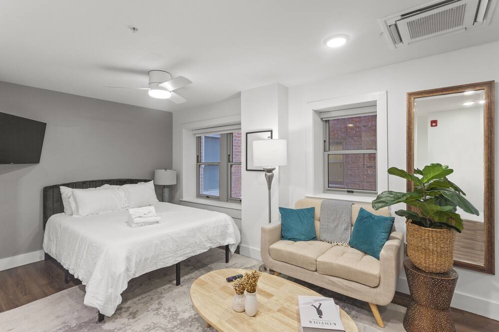 Photo of Bedroom in Hanover Place