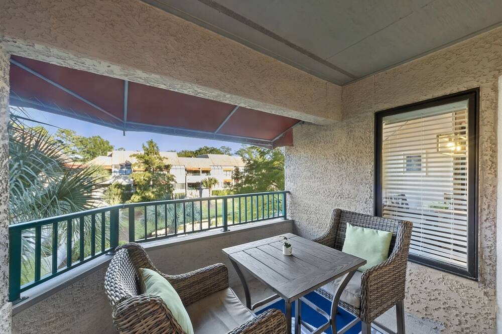 Photo of Patio Balcony in Palmetto Dunes