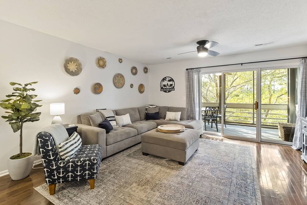 Photo of Livingroom in Seabrook Island