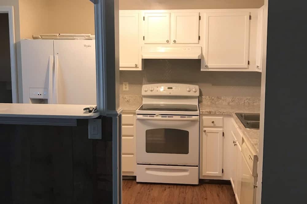 Photo of Kitchen in Huntcliff