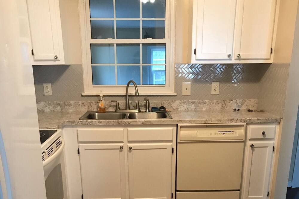 Photo of Kitchen in Huntcliff