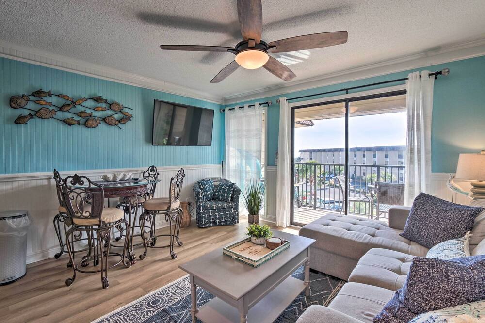 Photo of Bedroom in Folly Field