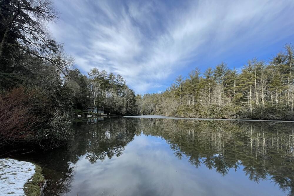 Photo of Outdoor in Mirror Lake