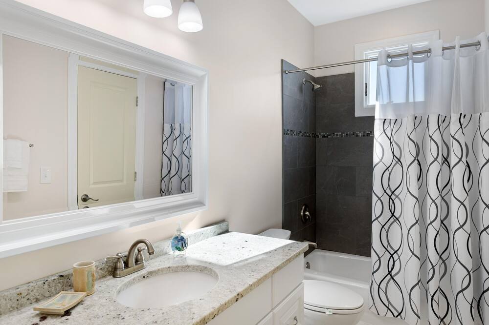 Photo of Bathroom in Edisto Island