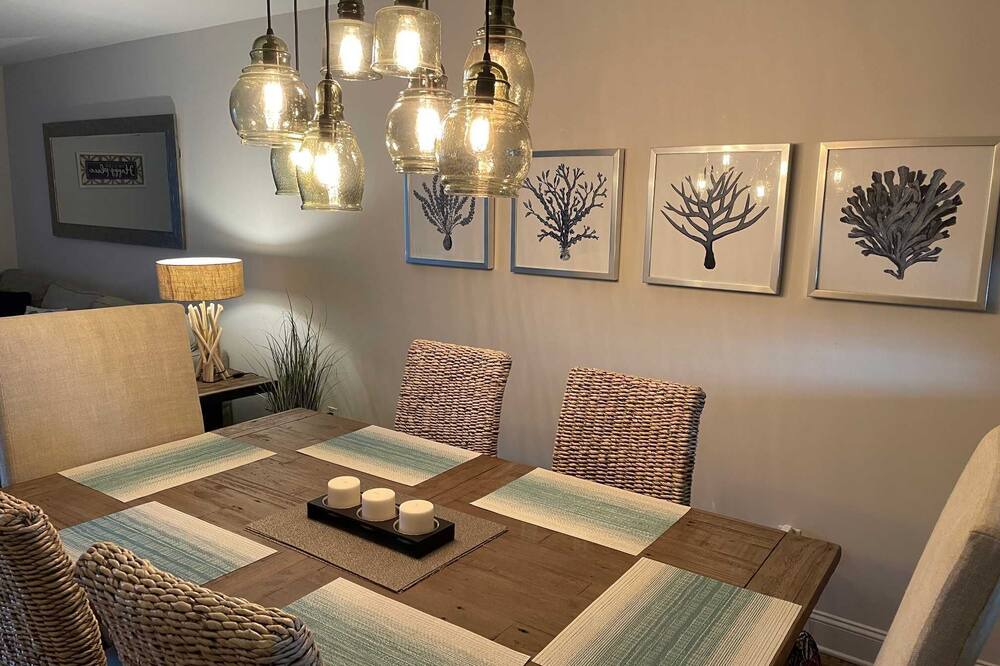 Photo of Bedroom in Seabrook Island