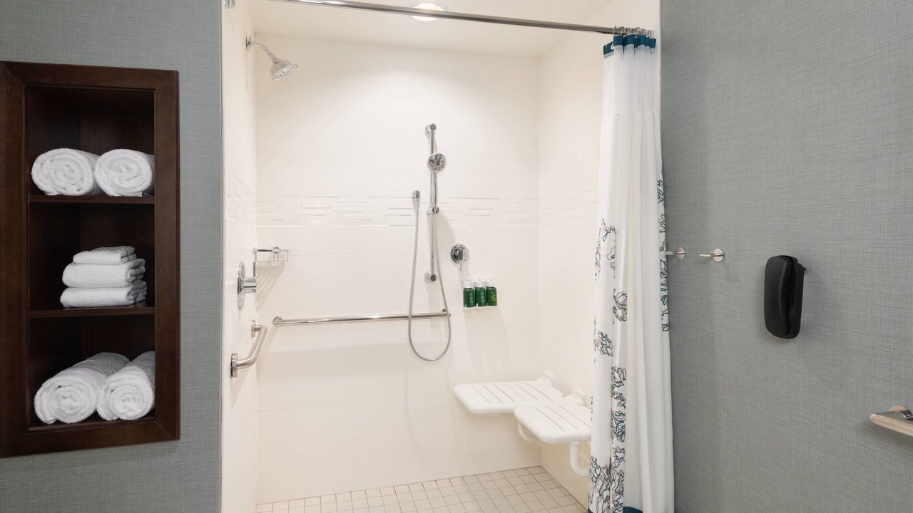 Photo of Bathroom in Arcadia