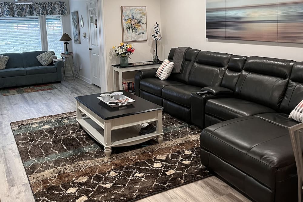 Photo of Livingroom in Vaught