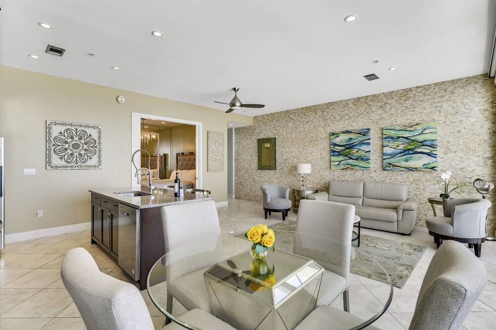 Photo of Bedroom in Galveston