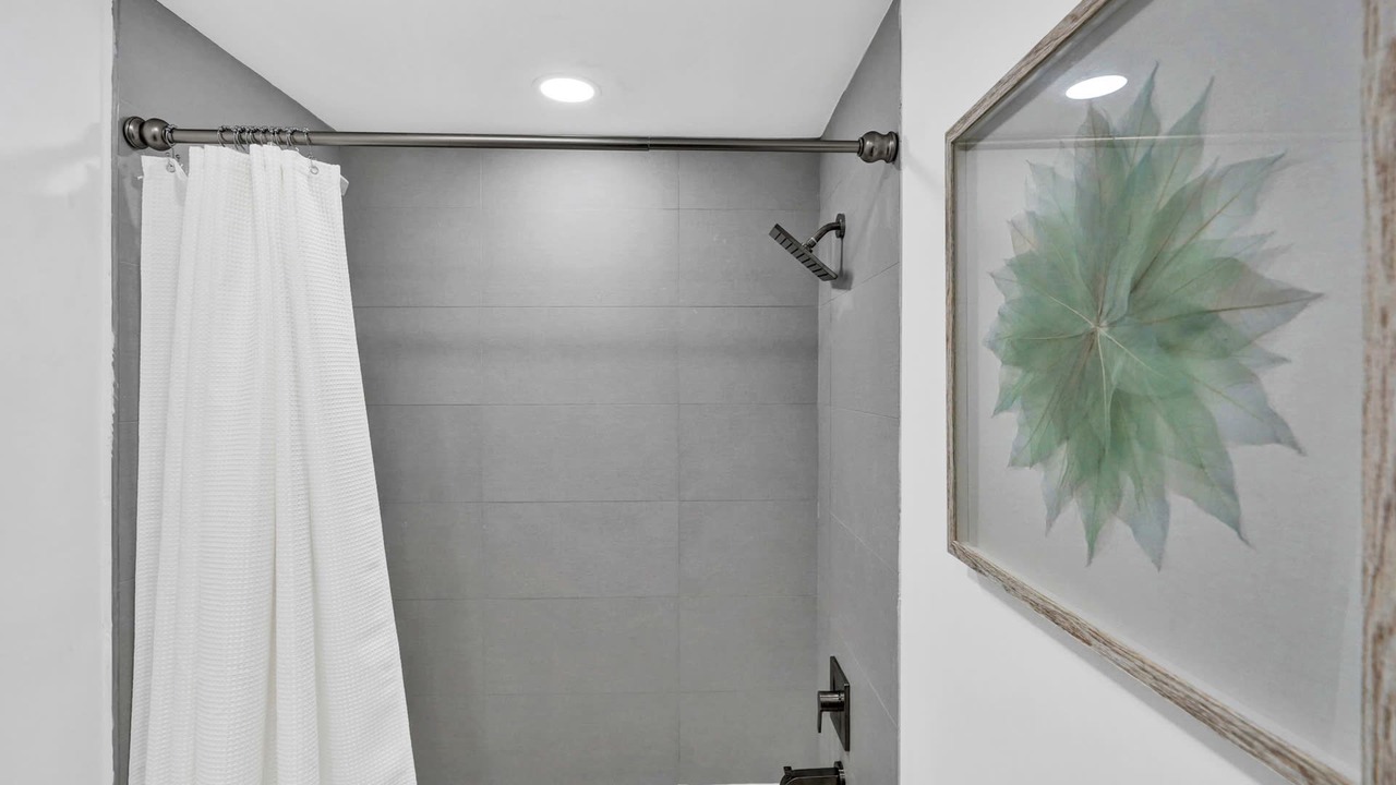 Photo of Bathroom in Hollywood