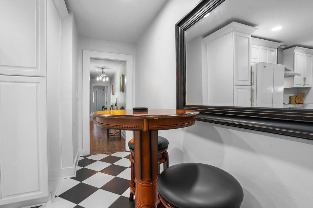 Photo of Bathroom in Jefferson Park