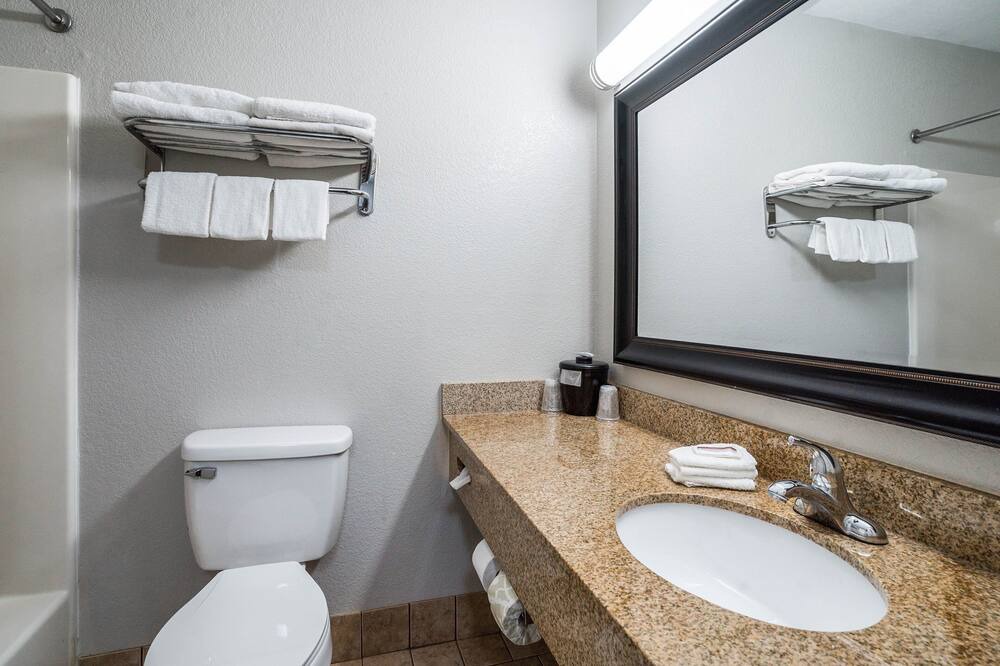 Photo of Bathroom in Arcadia