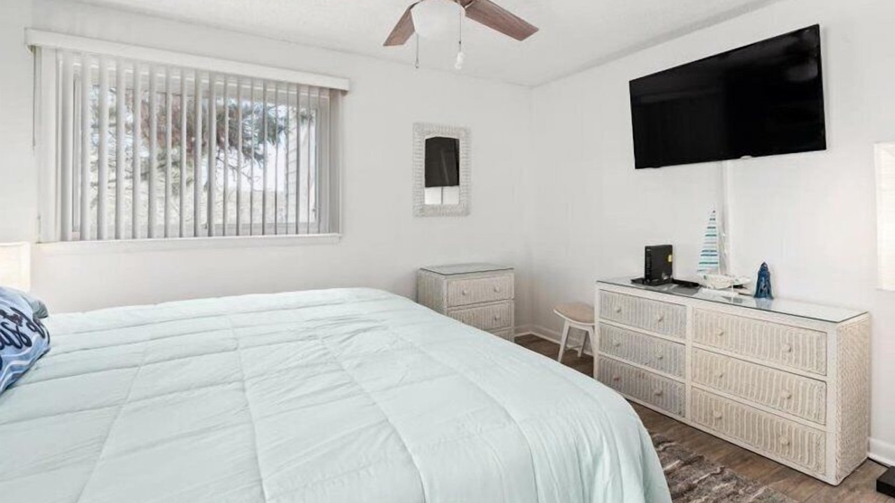 Photo of Bedroom in North Ocean City