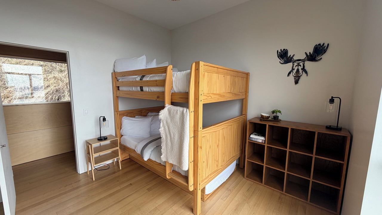 Photo of Bedroom in Homer