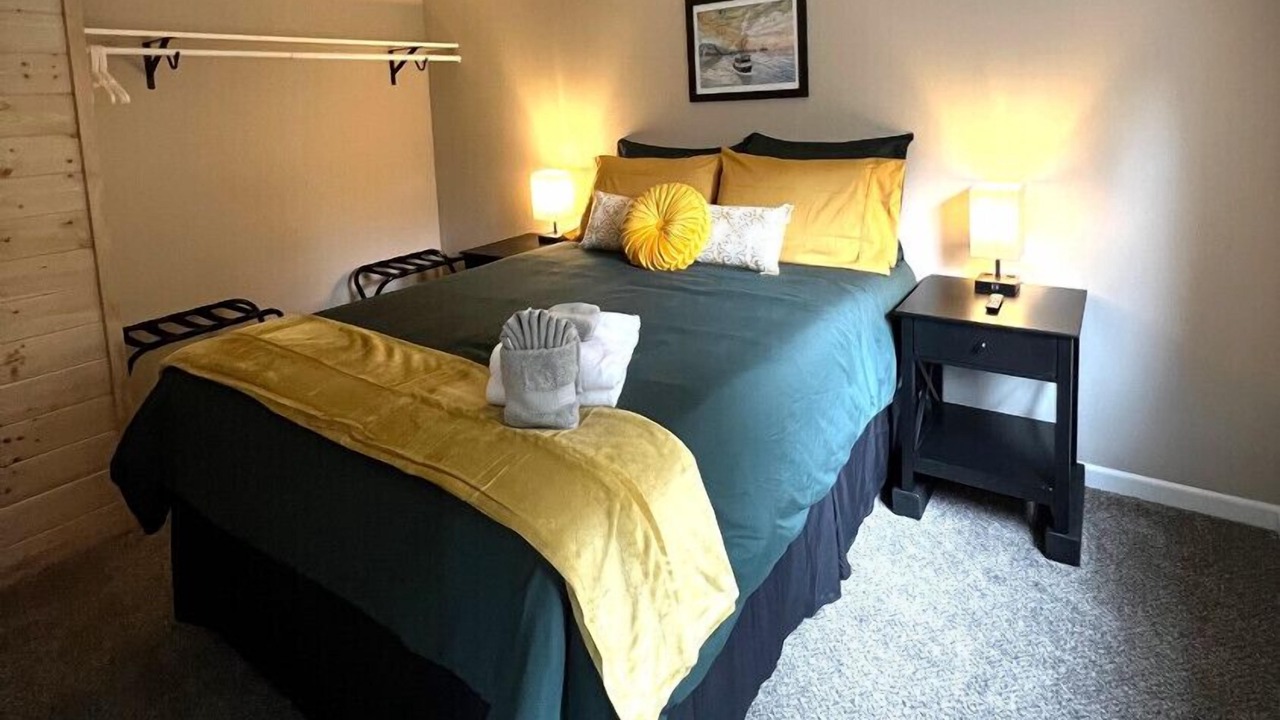 Photo of Bedroom in Questa Woods