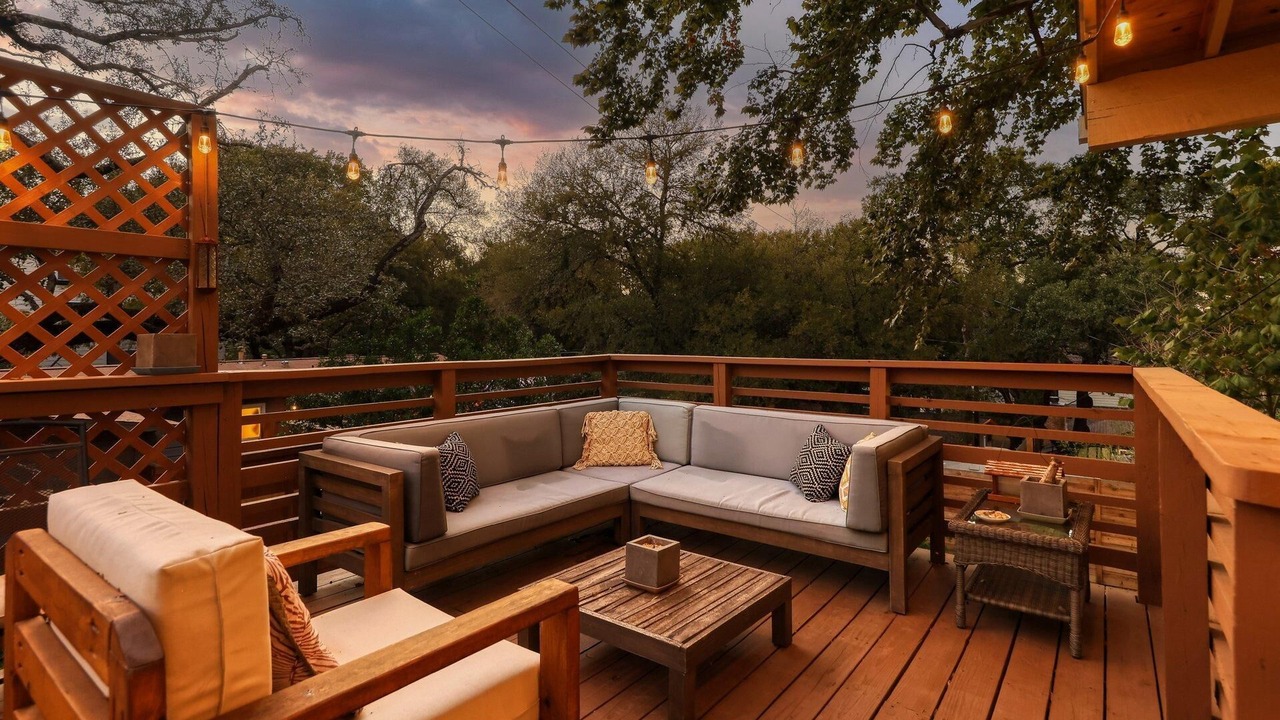 Photo of Outdoor in Barton Hills