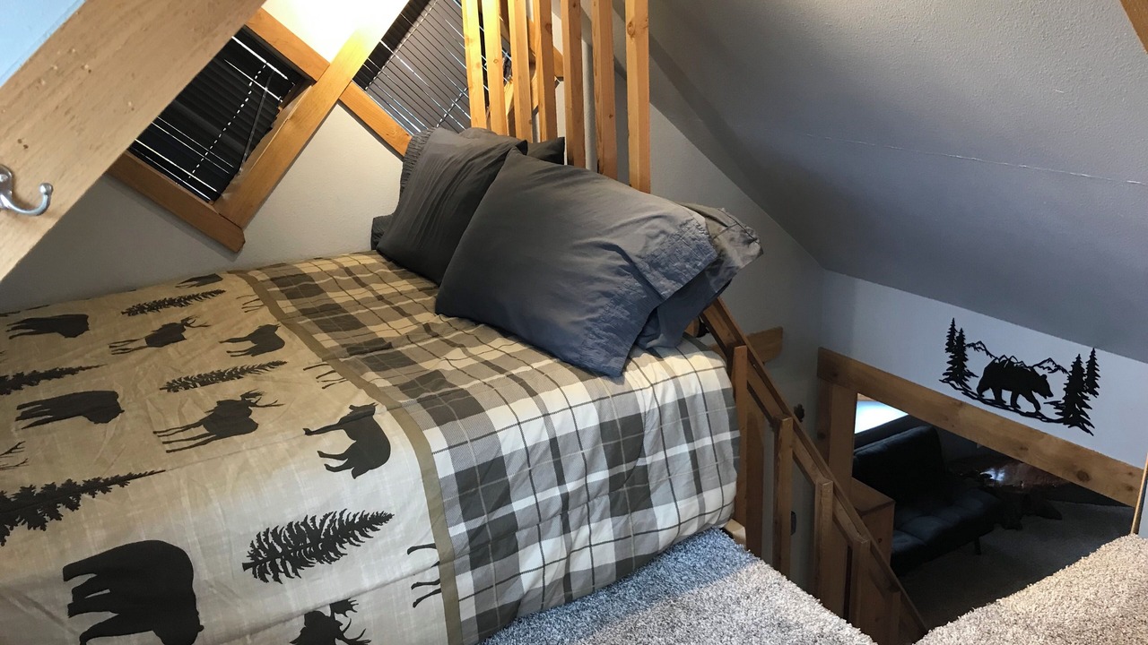 Photo of Bedroom in Healy