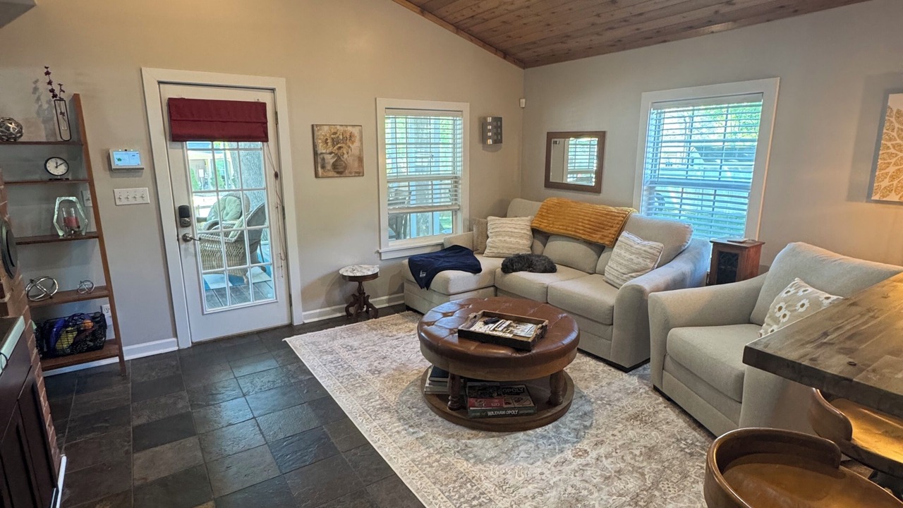 Photo of Livingroom in Waxhaw