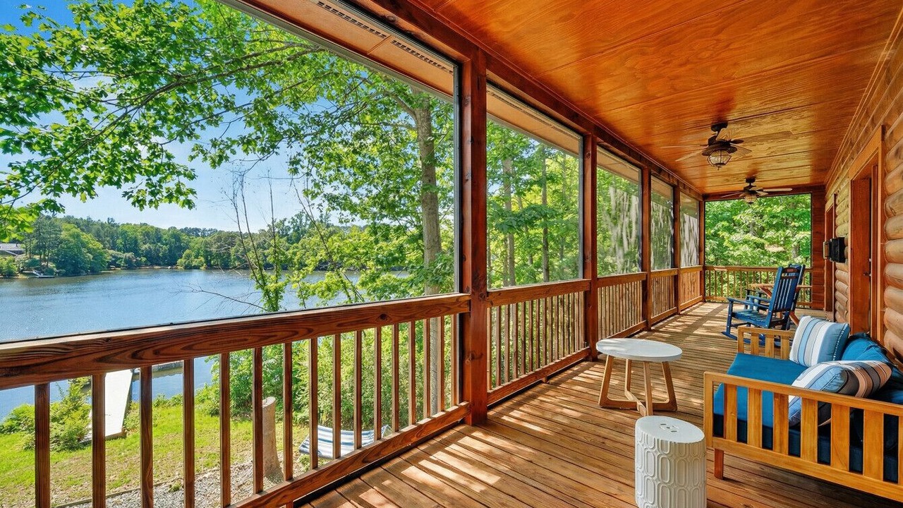 Photo of Outdoor in Lake Norman of Catawba
